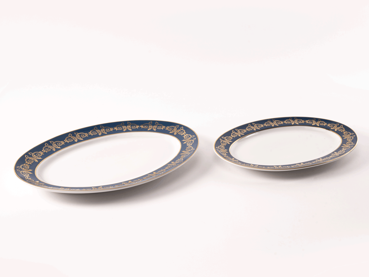 Oval Serving Plates Small & Largre