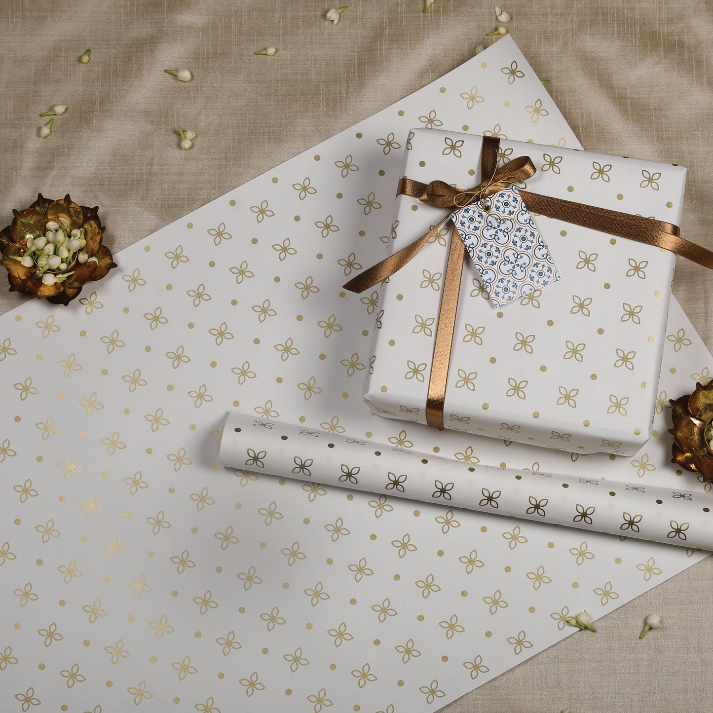 GIFT WRAPPING PAPERS