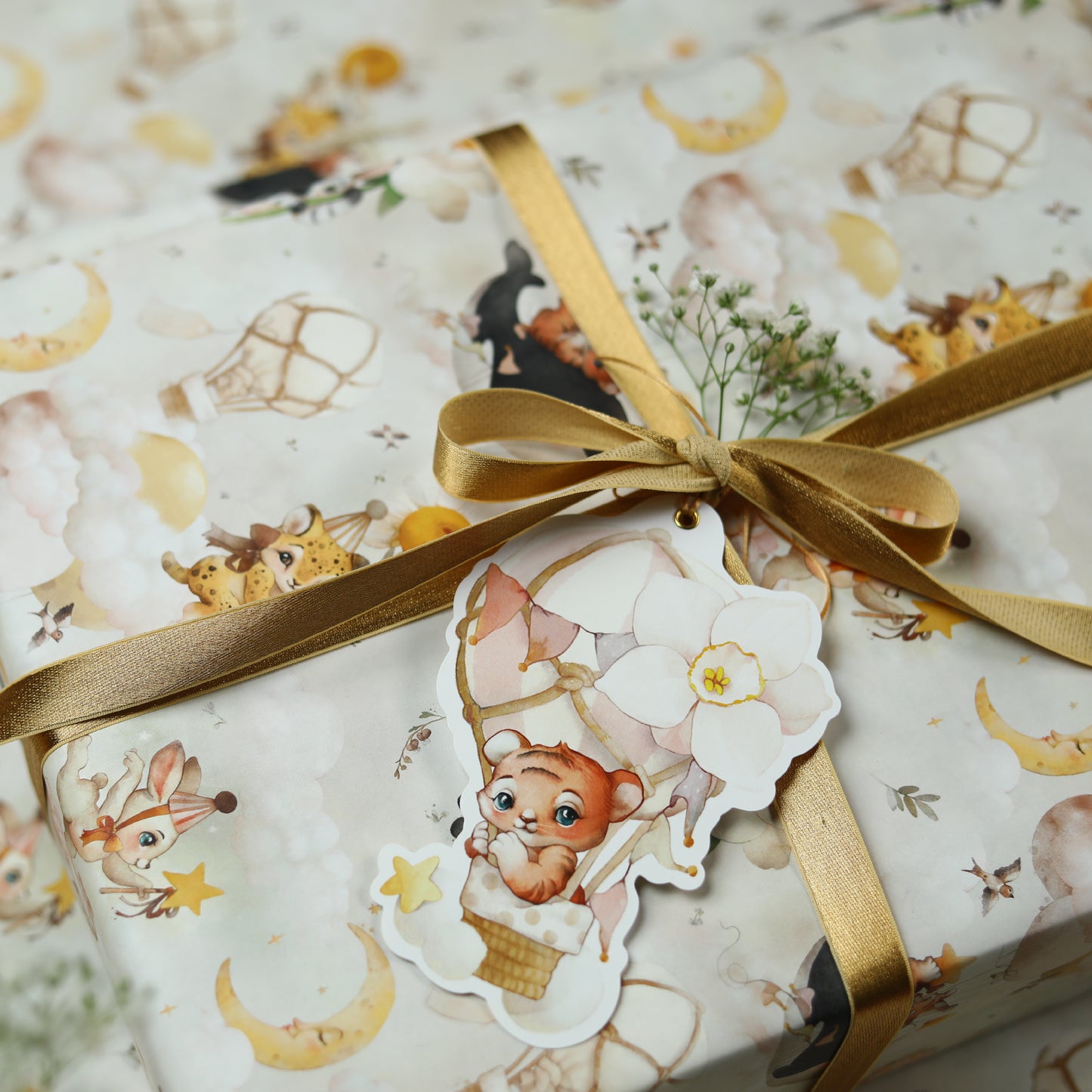 GIFT WRAPPING PAPERS