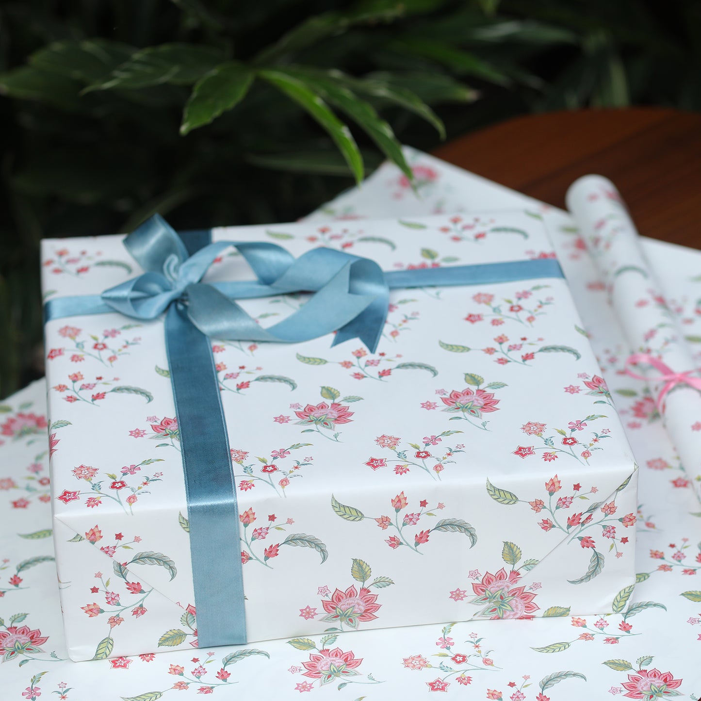 GIFT WRAPPING PAPER