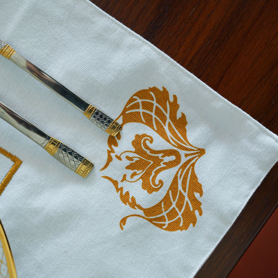 TABLE LINEN