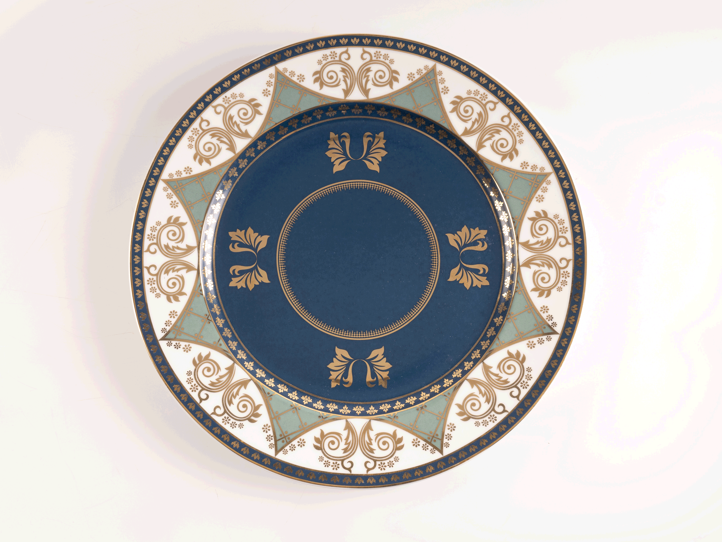 Charger Plate