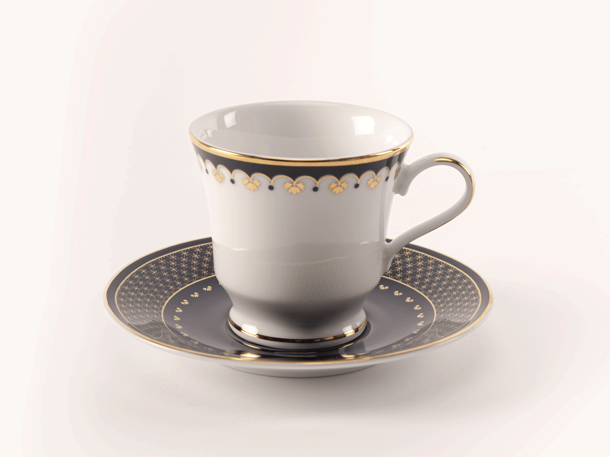 Cup & Saucer