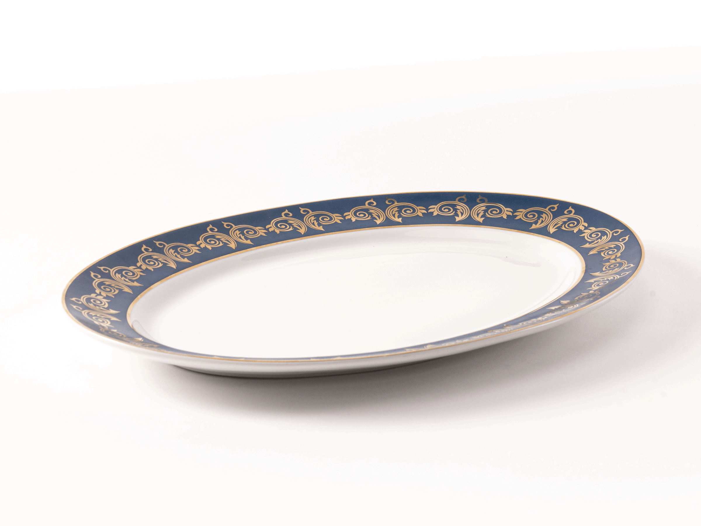 Oval Serving Plates Small & Largre