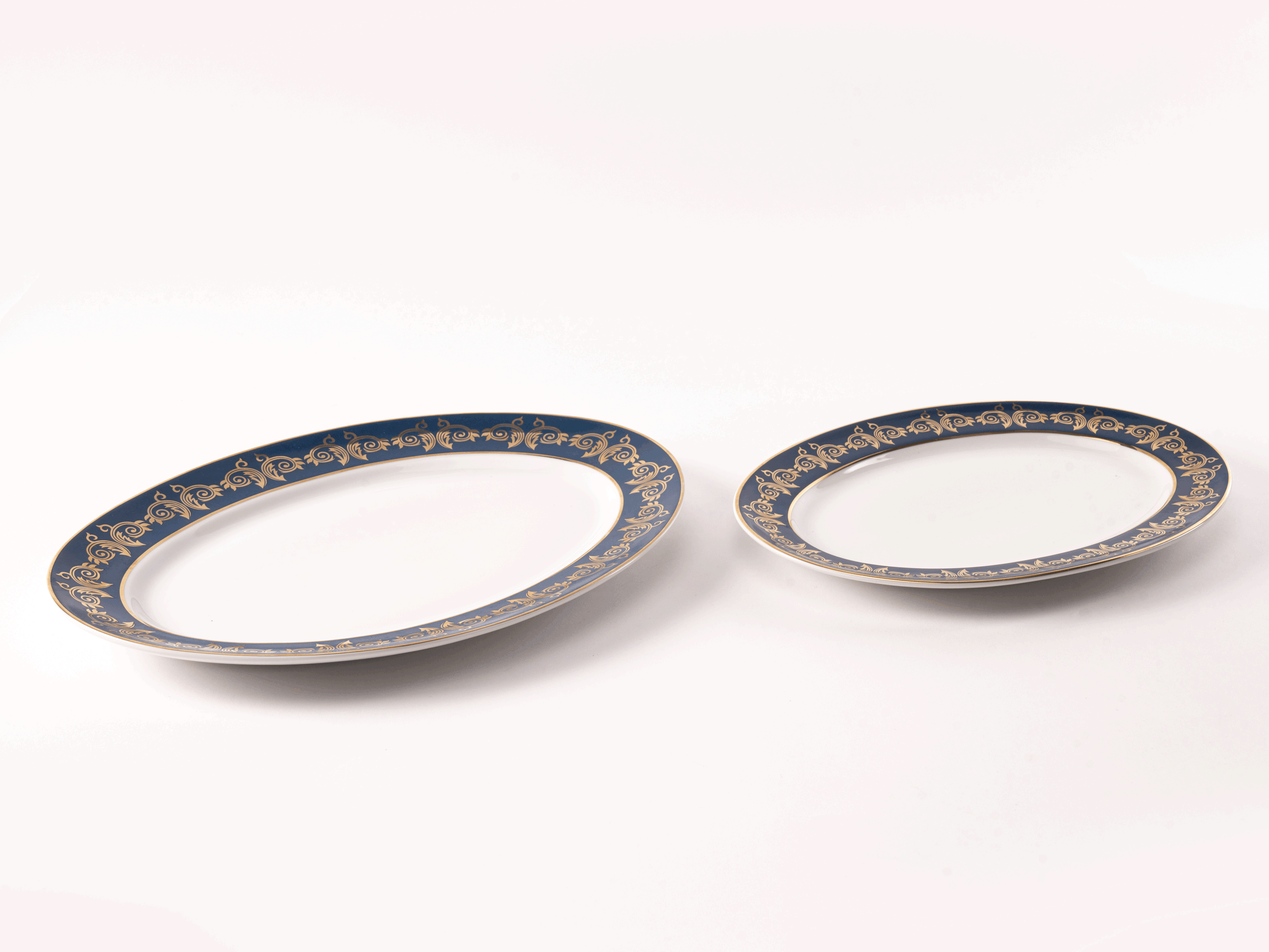 Oval Serving Plates Small & Largre