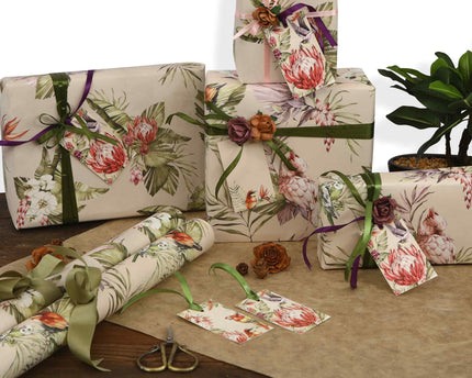 GIFT WRAPPERS & GIFT TAGS