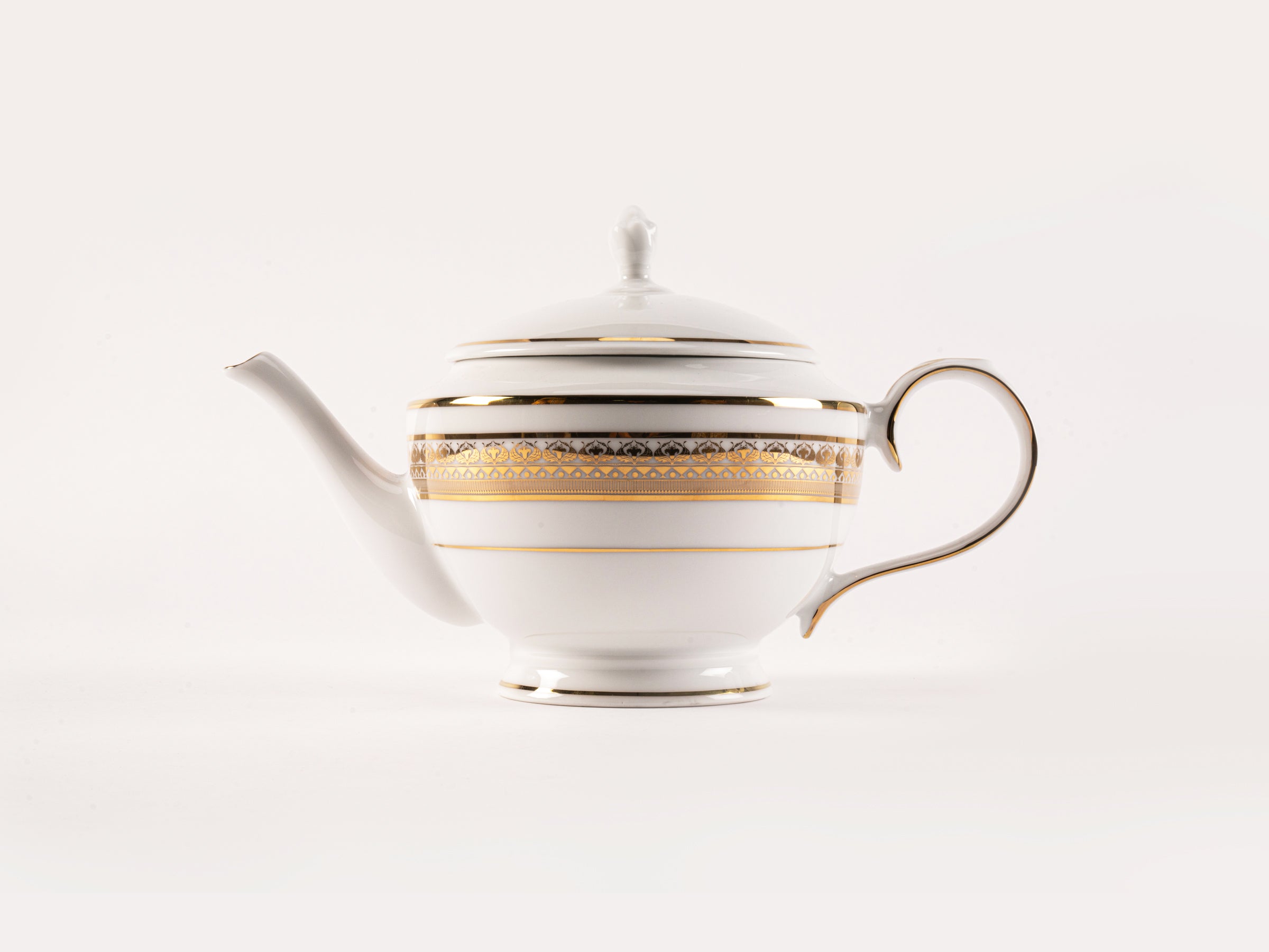 Tea Pot & Creamer