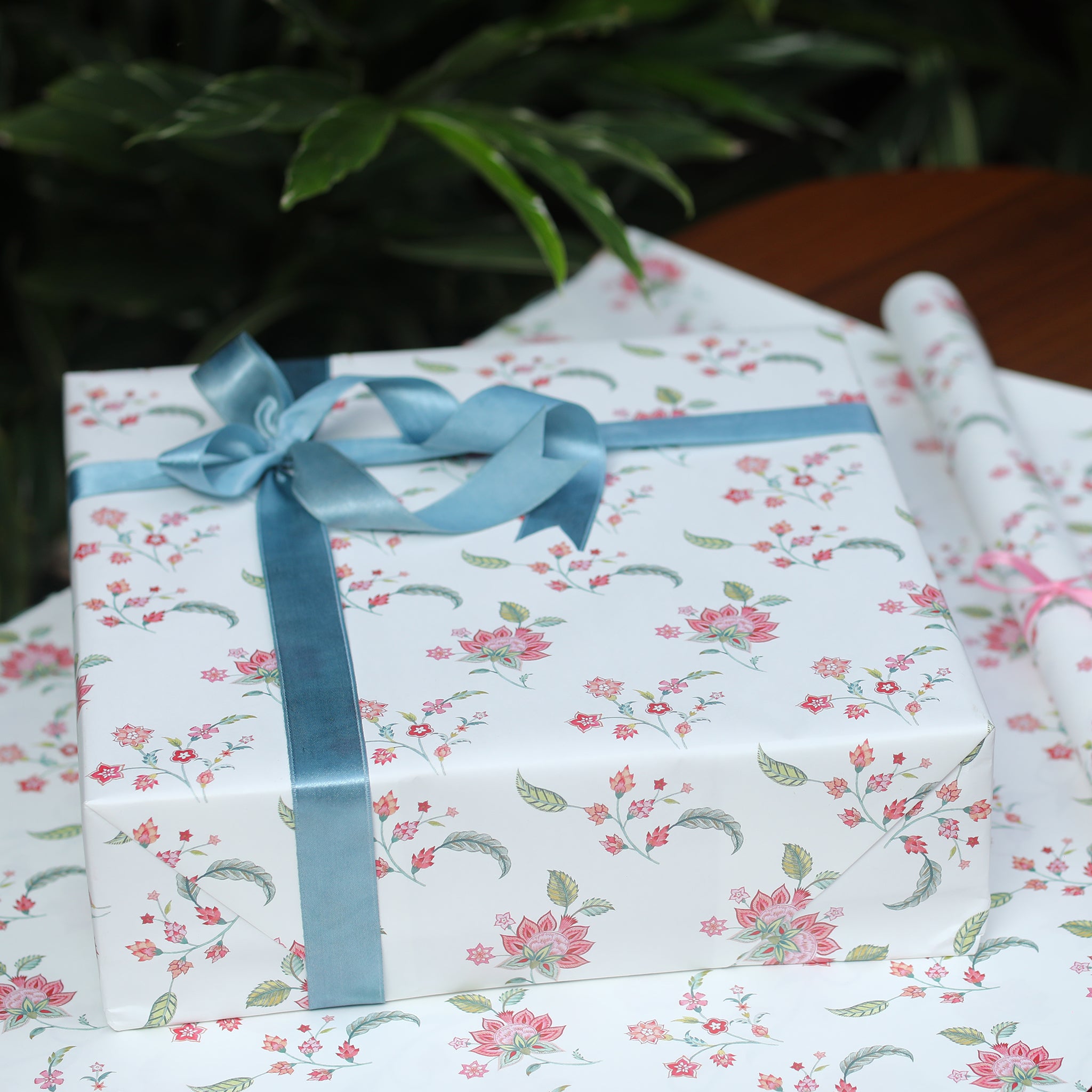 GIFT WRAPPING PAPER