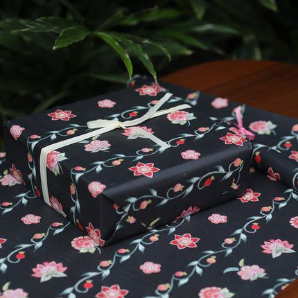 GIFT WRAPPING PAPER